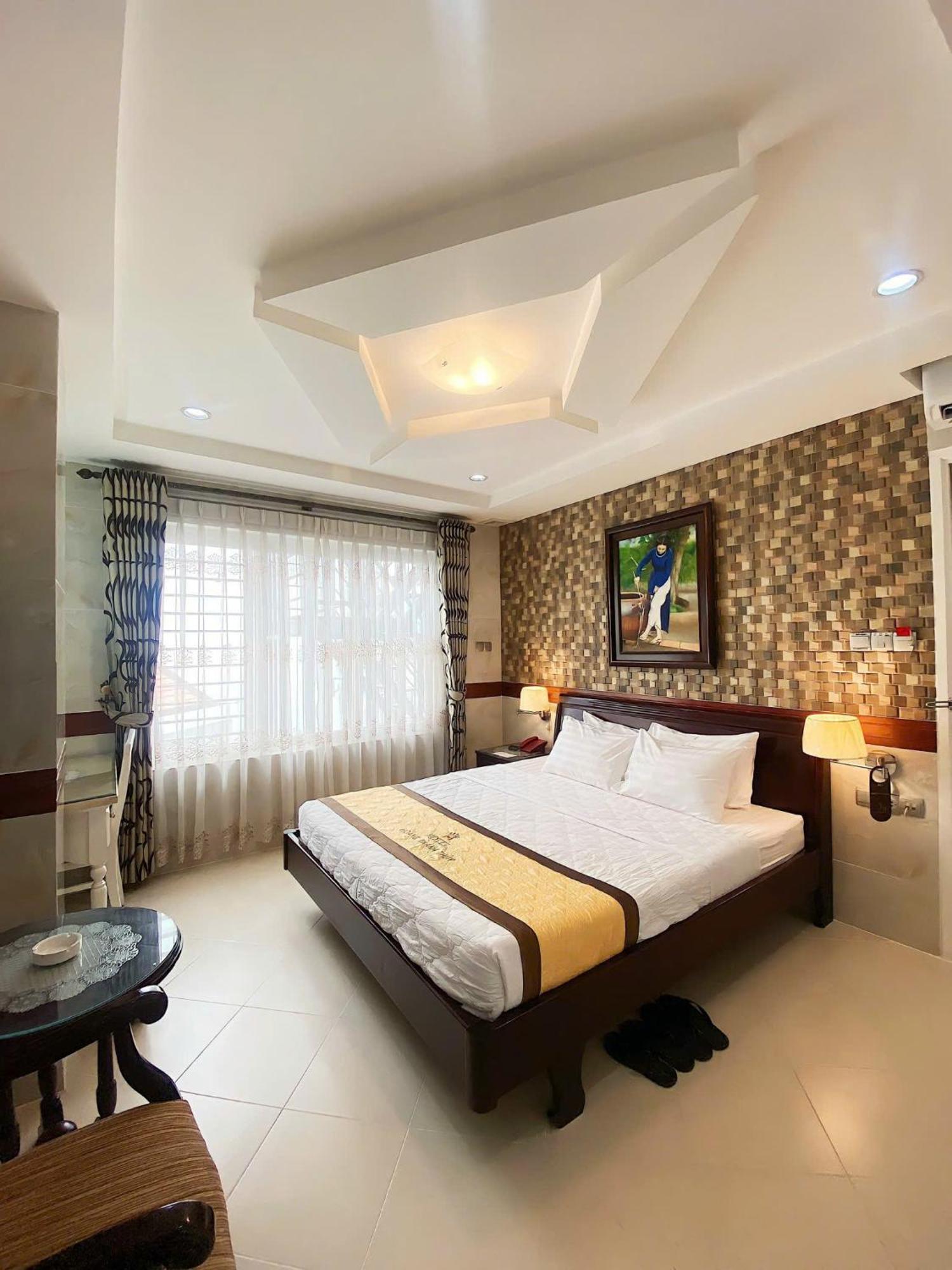 Hoang Thanh Thuy Airport Hotel 2 - Gan Am Thuc Dem Cho Hoang Hoa Tham Хошимин Экстерьер фото