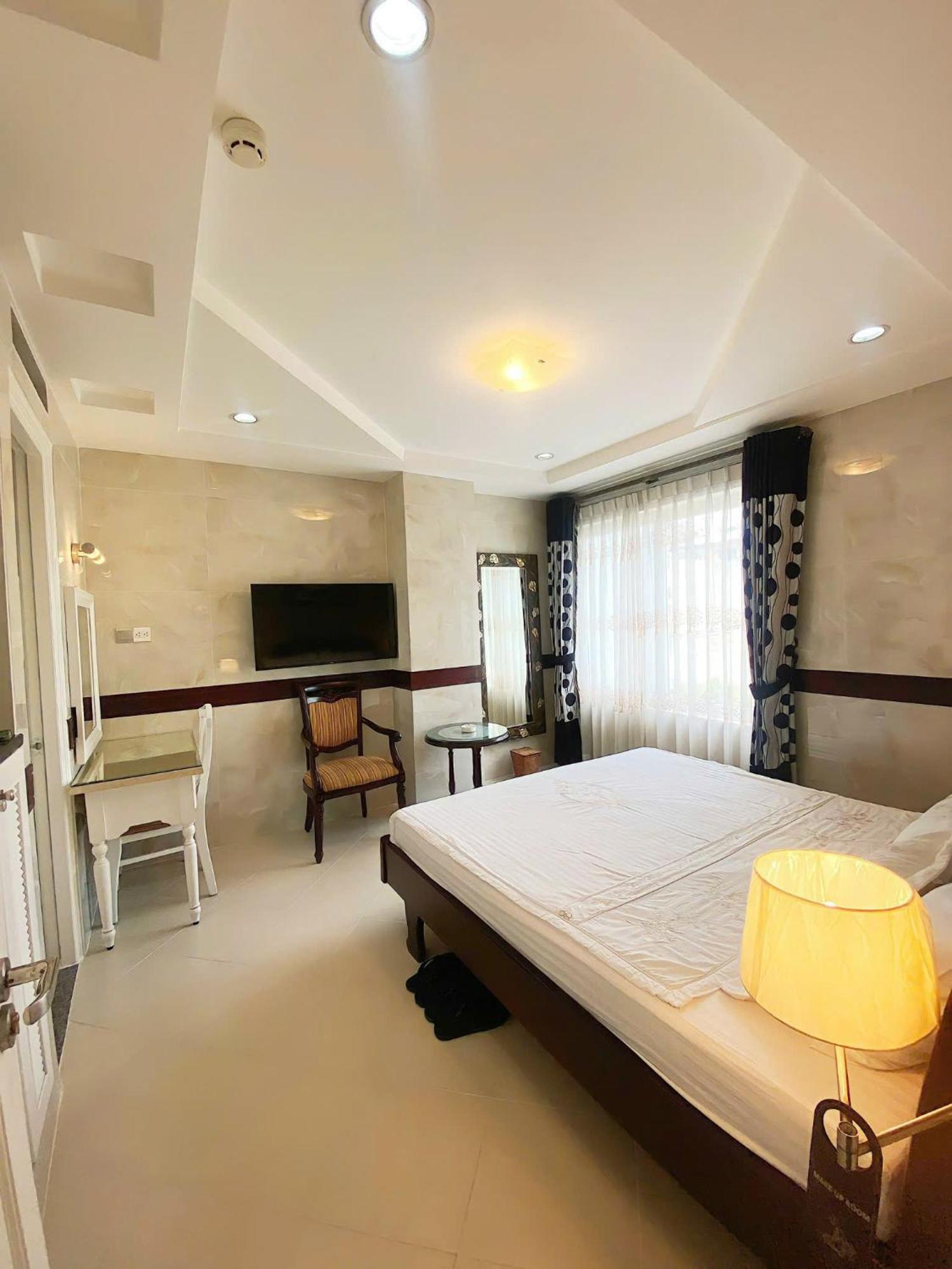 Hoang Thanh Thuy Airport Hotel 2 - Gan Am Thuc Dem Cho Hoang Hoa Tham Хошимин Экстерьер фото